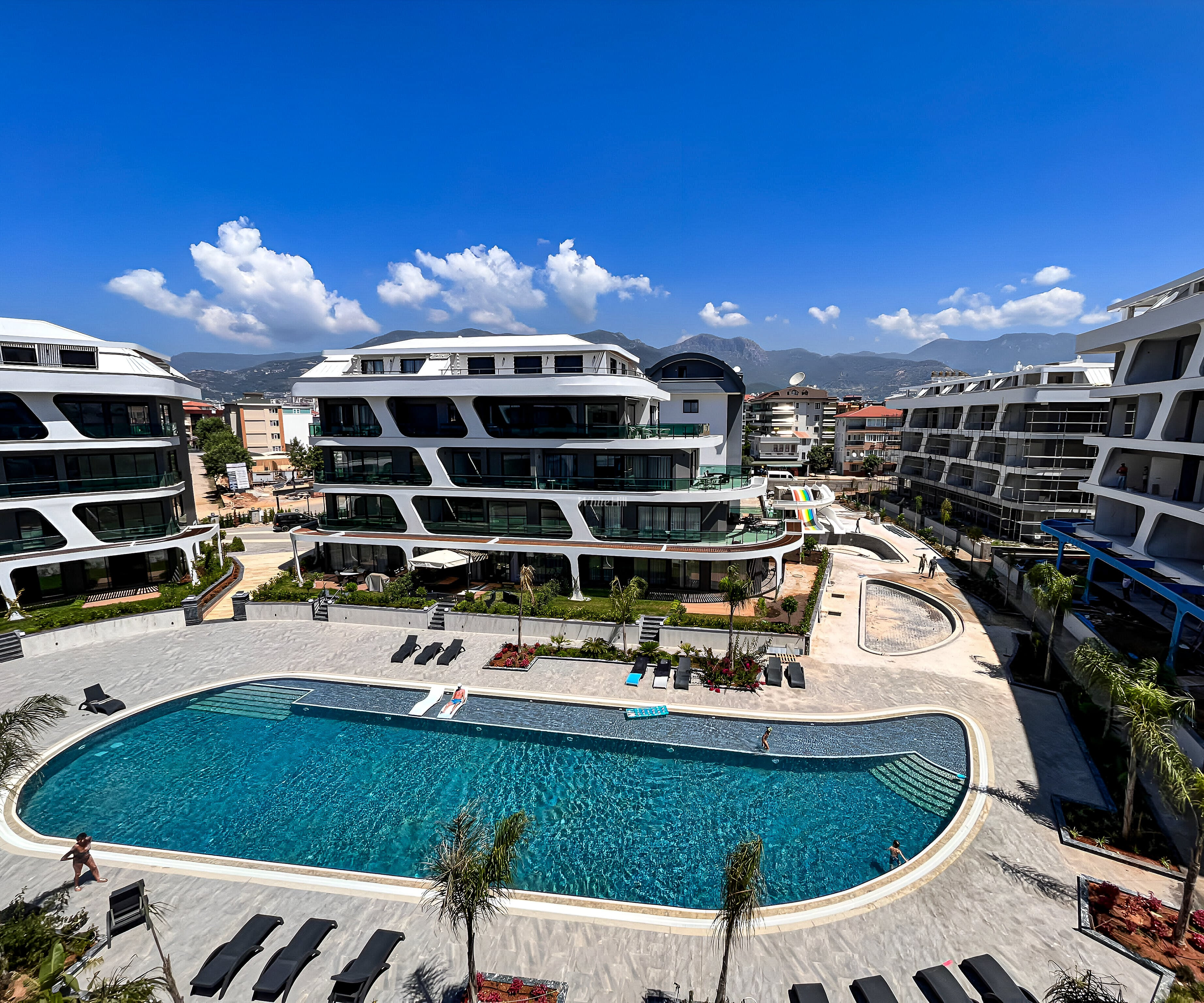 Уникальная квартира 1+1 в Oba Sol Garden